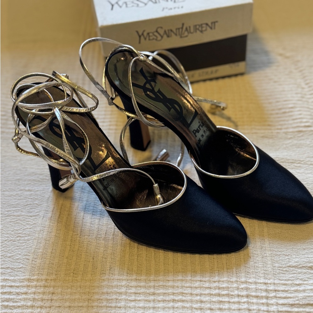 Vintage YSL Yves Saint Laurent Black Satin Wrap Heel - Size 7N - Picture 11 of 11